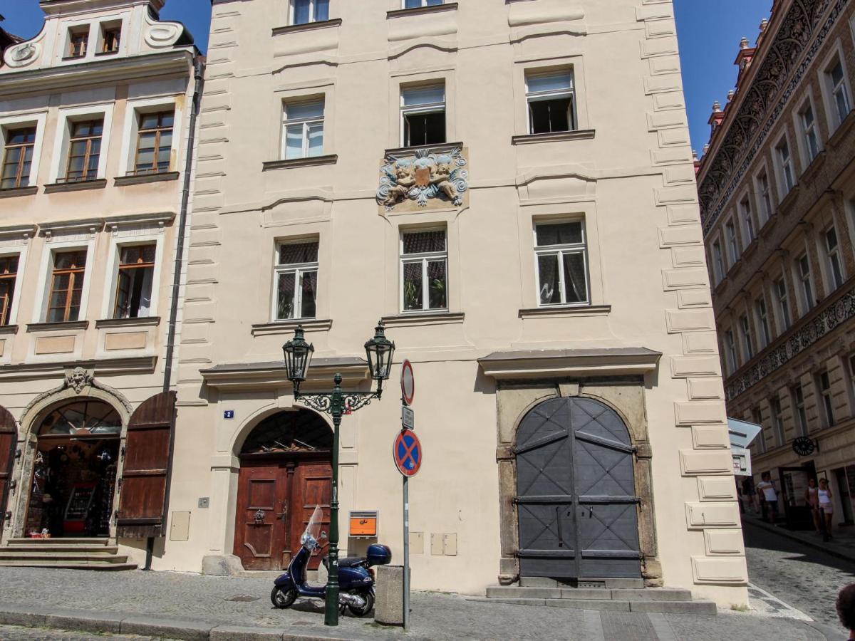 Apartment Nerudova By Interhome Praga Esterno foto