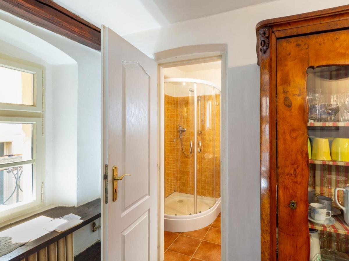 Apartment Nerudova By Interhome Praga Esterno foto