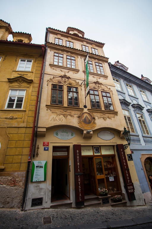 Apartment Nerudova By Interhome Praga Esterno foto